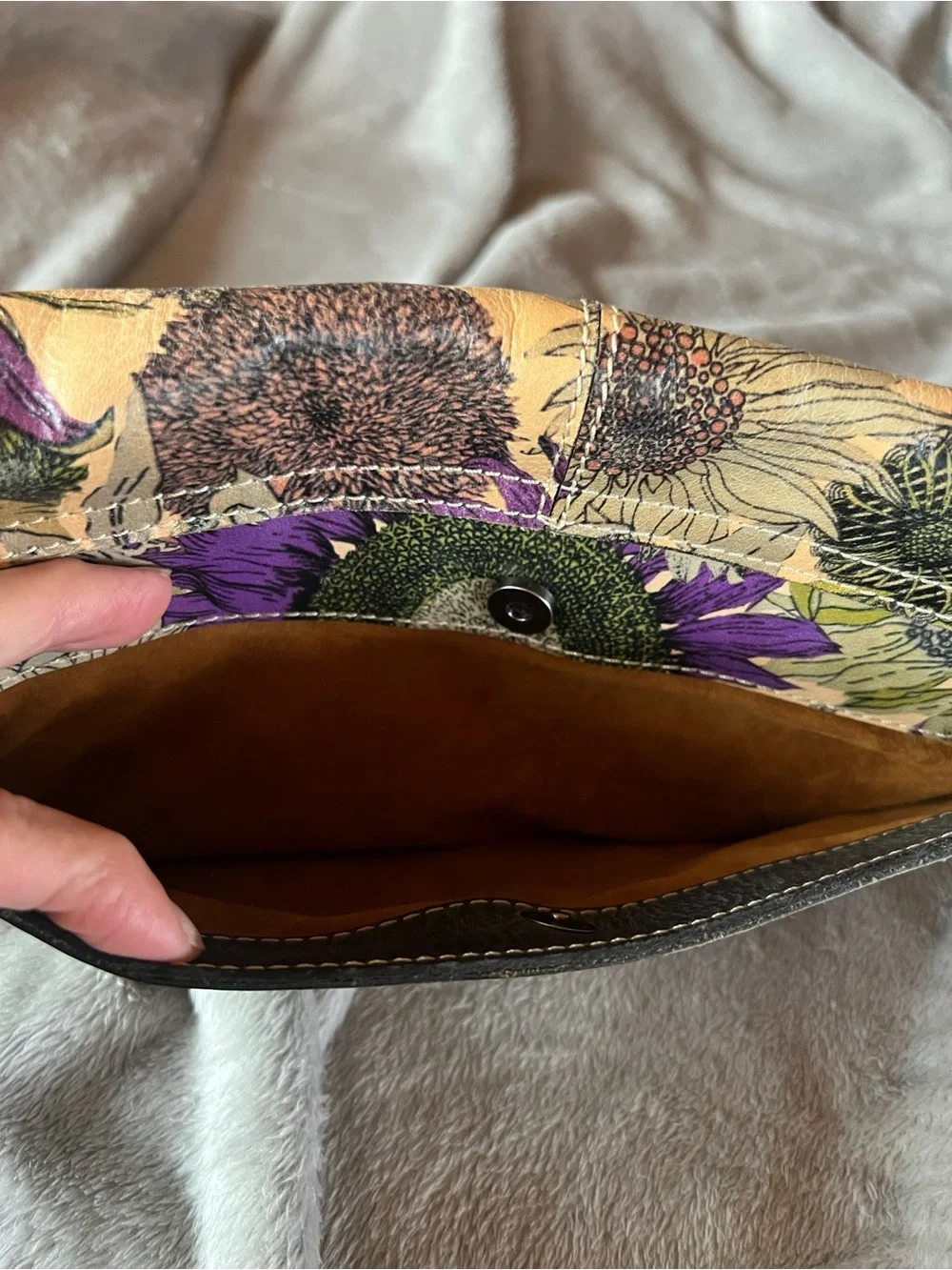 Patricia Nash Sunflower Leather Convertible Crossbody/Wristlet, good condition